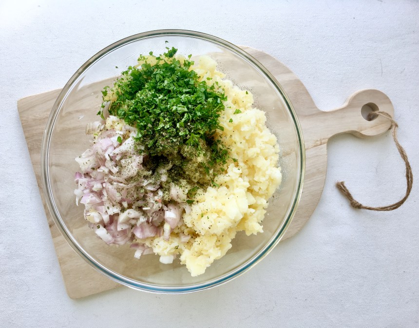 E53B5526-226D-42D6-972C-554CC83858DA